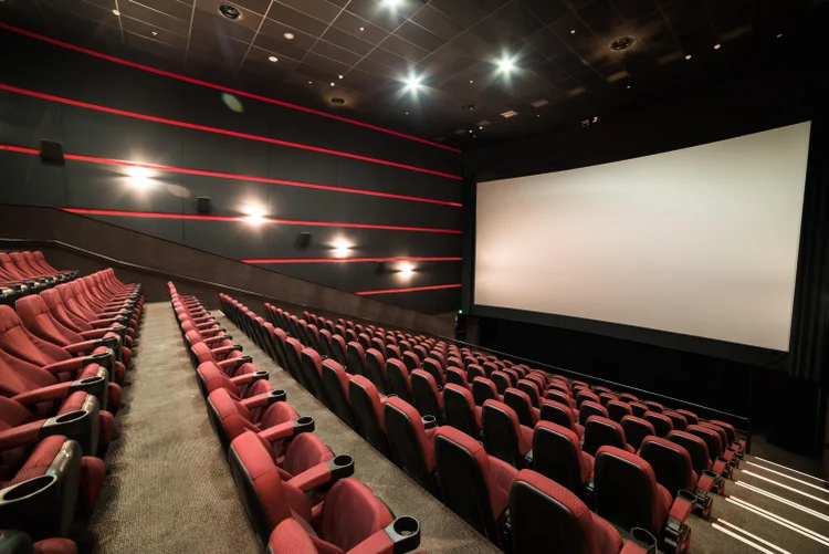 284d38b1-3657-4931-9855-3f17f6e71f12-cinema-house.jpg